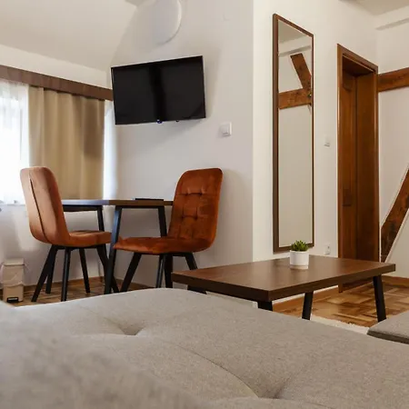 Prenociste Omega Luxury Oda ve Kahvaltı