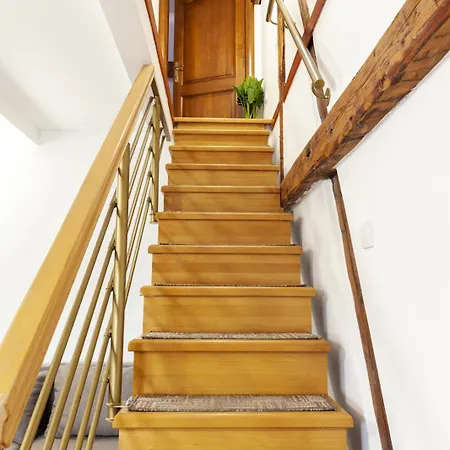 Prenociste Omega Luxury 3* Čačak