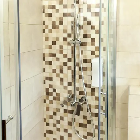 Prenociste Omega Luxury 3*