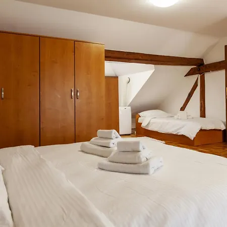 Prenociste Omega Luxury Bed & Breakfast *