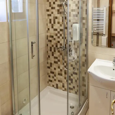 Prenociste Omega Luxury Bed & Breakfast Cacak