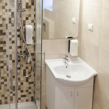 Prenociste Omega Luxury Čačak