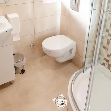 Prenociste Omega Luxury Oda ve Kahvaltı Čačak