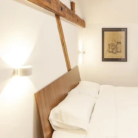 Prenociste Omega Luxury 3* Čačak