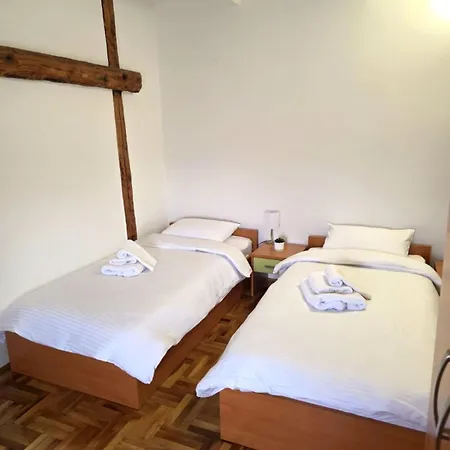Prenociste Omega Luxury Bed & Breakfast *