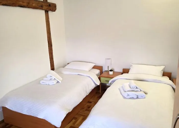 Prenociste Omega Luxury Bed & Breakfast 3*
